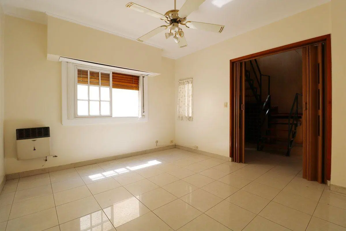 Venta PH Villa Del Parque,5 amb., c/patio,luminoso 2
