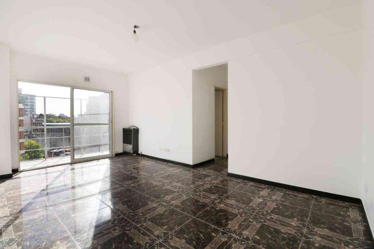 Foto de Venta dep. 3 amb Almagro, c/balc y coch. c/renta, imagen 5
