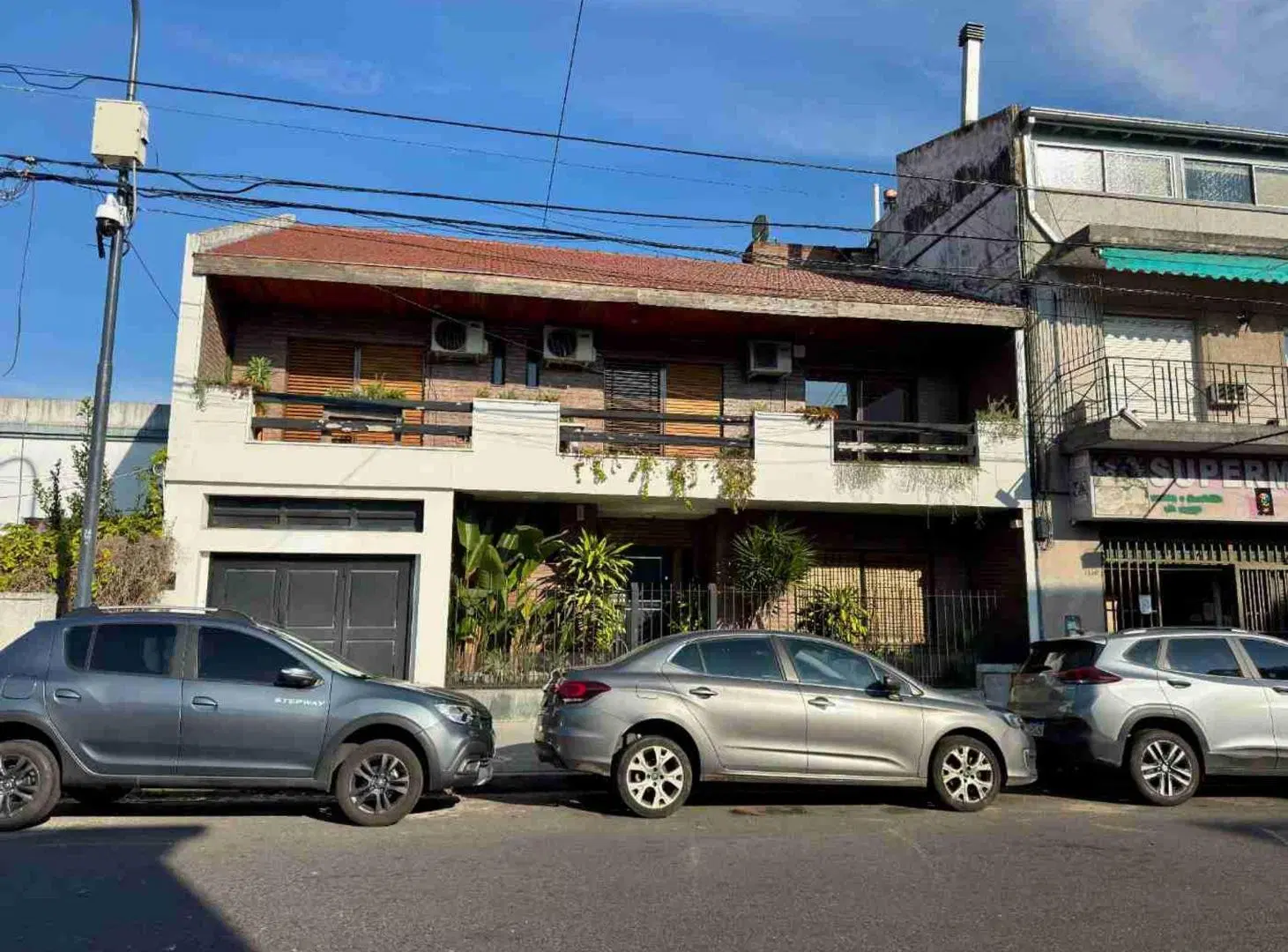 Venta Casa Coghlan 5 amb Pileta Parrilla 2 Coch. 4