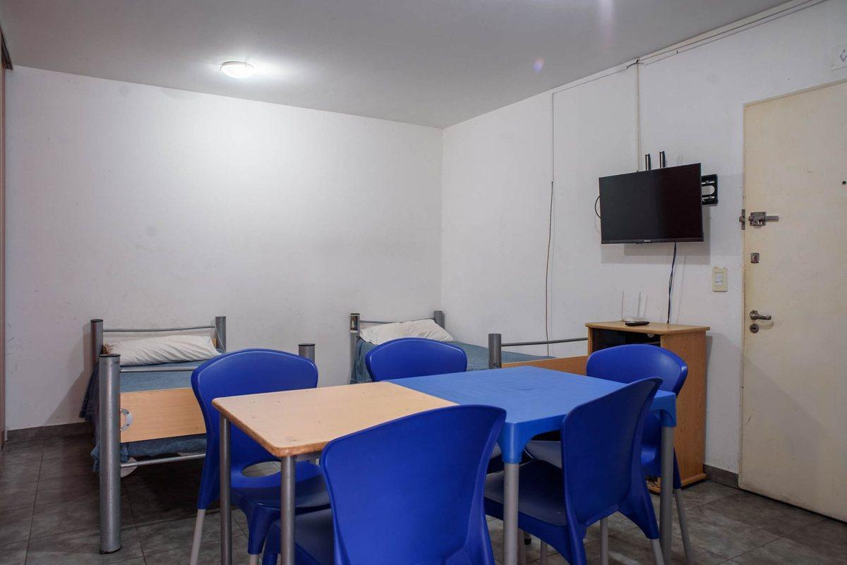 Foto de Venta Monoambiente con Patio en Parque Chas, imagen 3