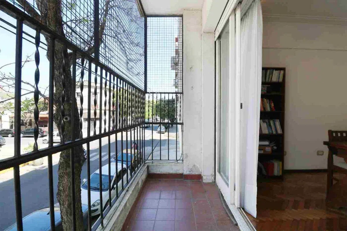 Venta departamento 3 Amb balcón frente Caballito 5