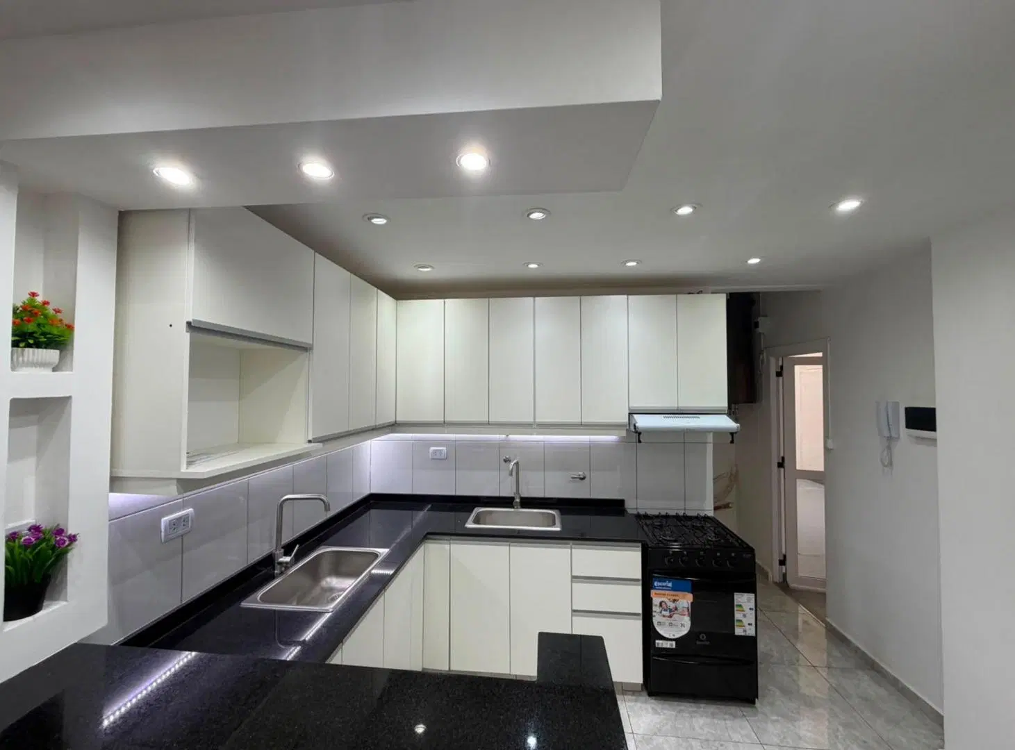 Depto 4 Amb en Venta con 2 Patios en Balvanera 2