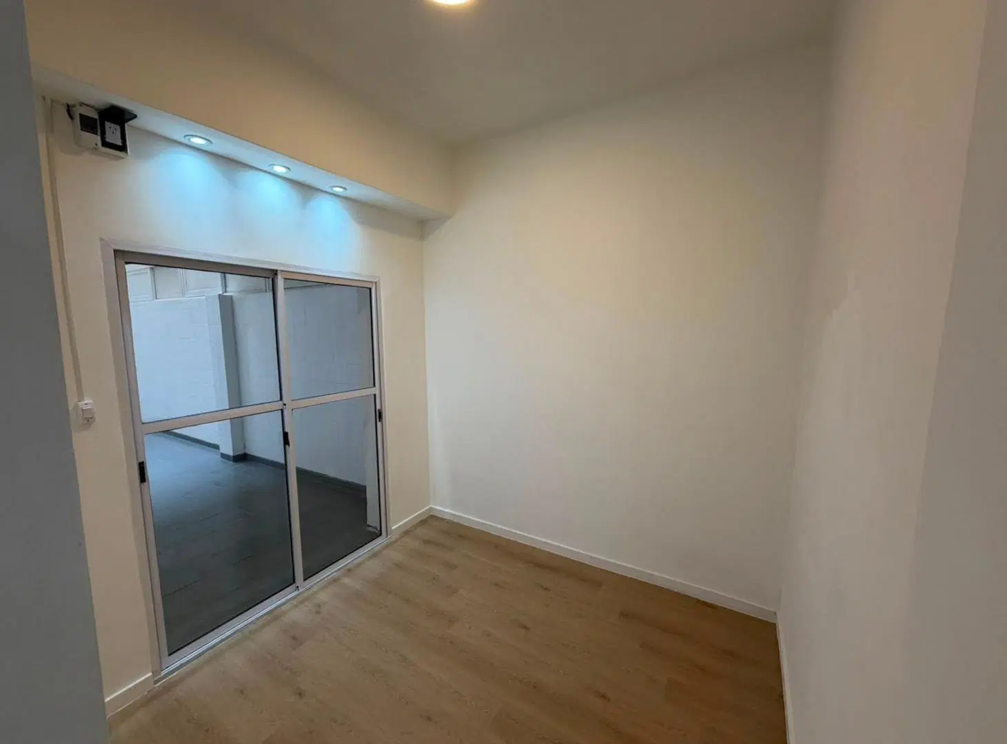 Depto 4 Amb en Venta con 2 Patios en Balvanera 3