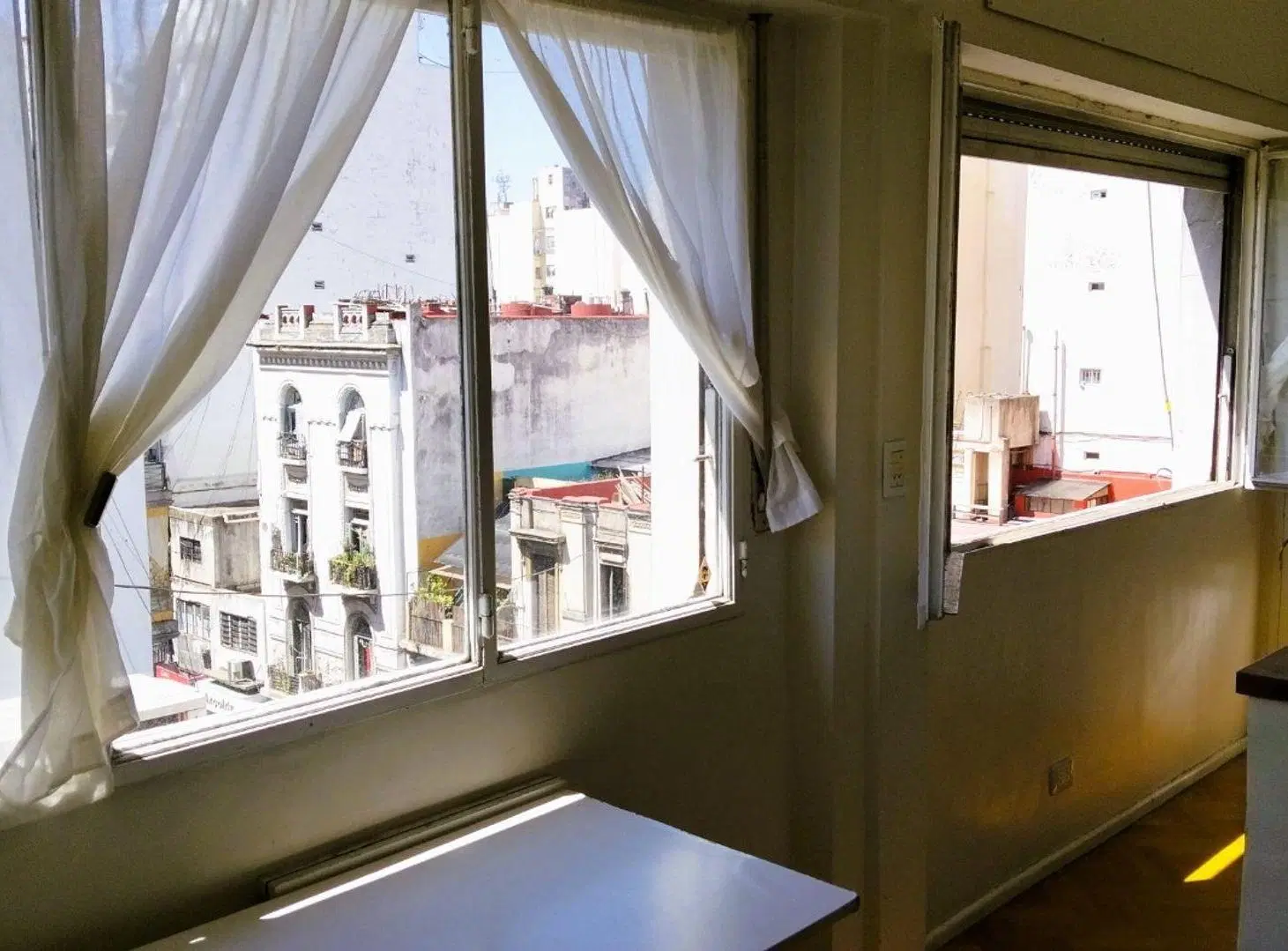 Venta monoambiente P 5ª a la calle Once. Mucha Luz 5