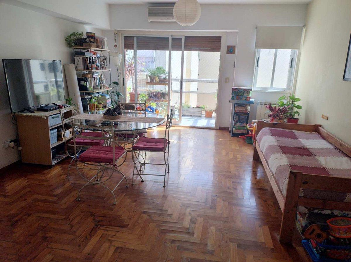 Foto de VENTA 2 AMB. IMPECABLE . 67 m². BALCON . CABALLITO, imagen 2