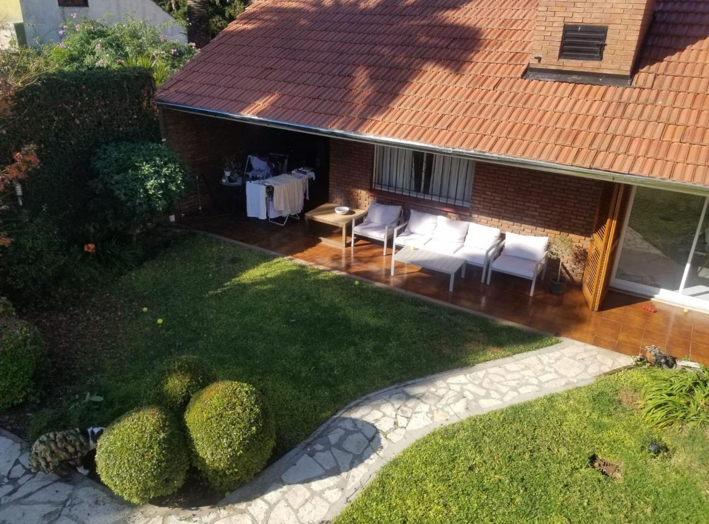 Foto de CASA 4 AMBIENTES VENTA ADROGUE PILETA QUINCHO COCH, imagen 3