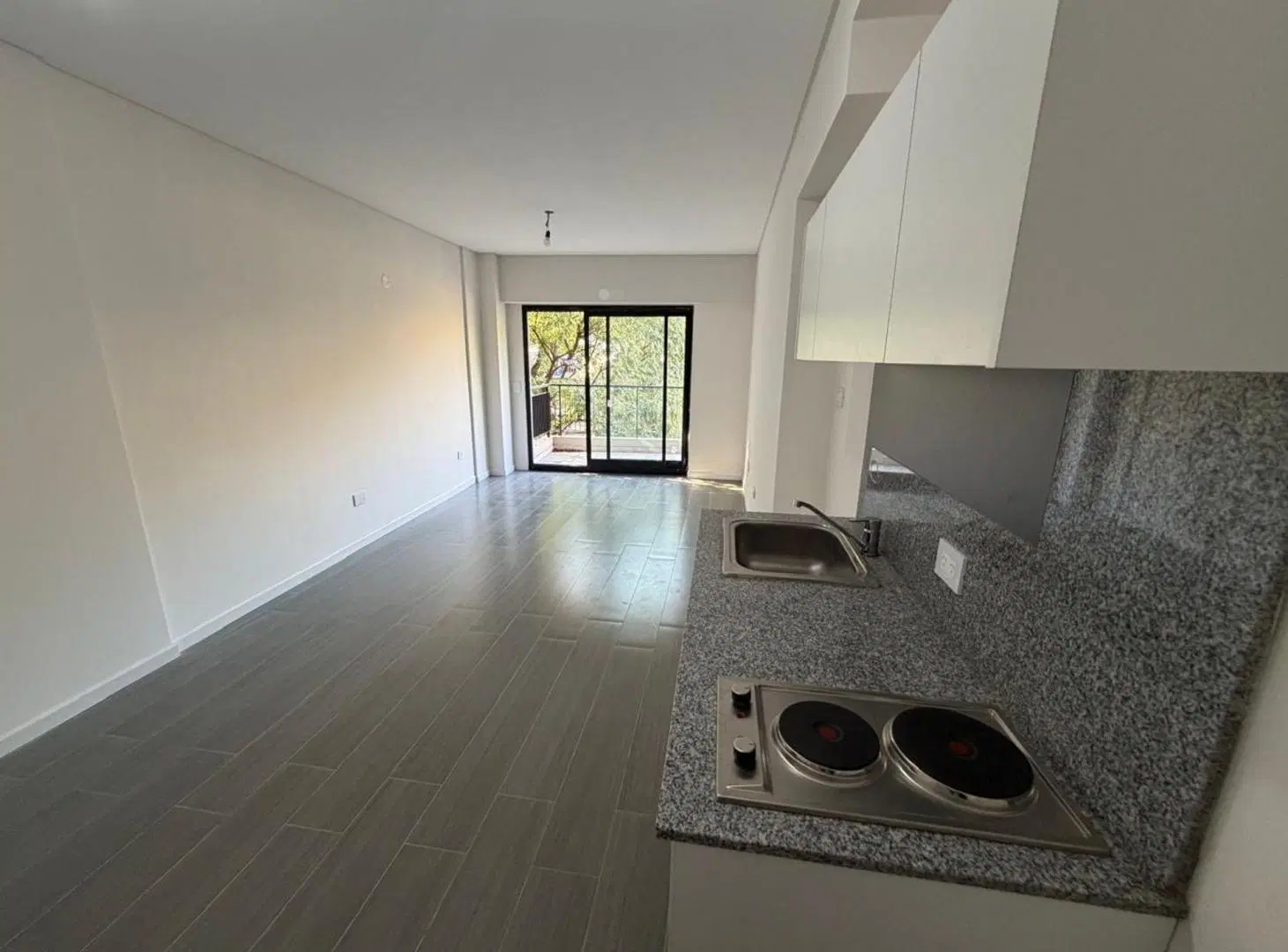 DEPARTAMENTO EN ALQUILER CABALLITO 4