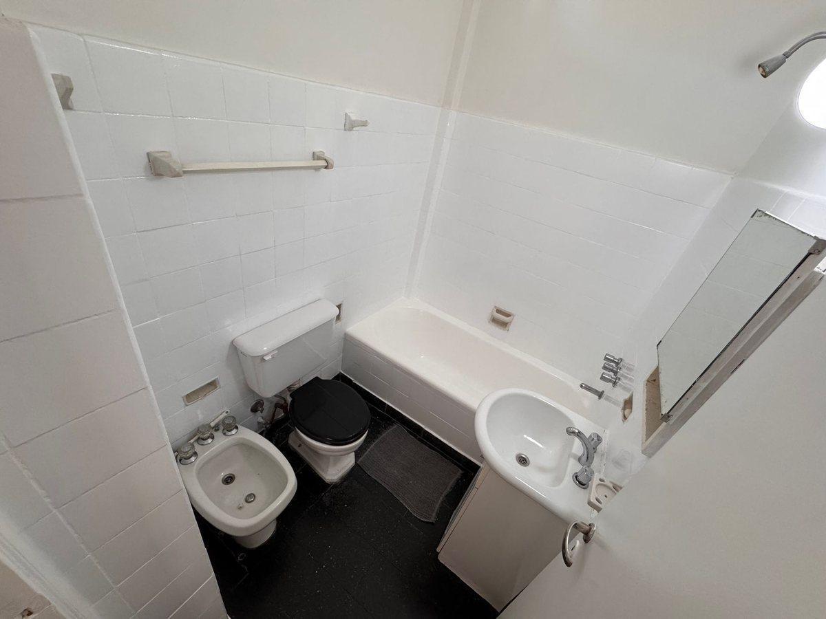 Foto de VENTA 2 AMB ALMAGRO A PASOS DE AV. RIVADAVIA!!, imagen 4