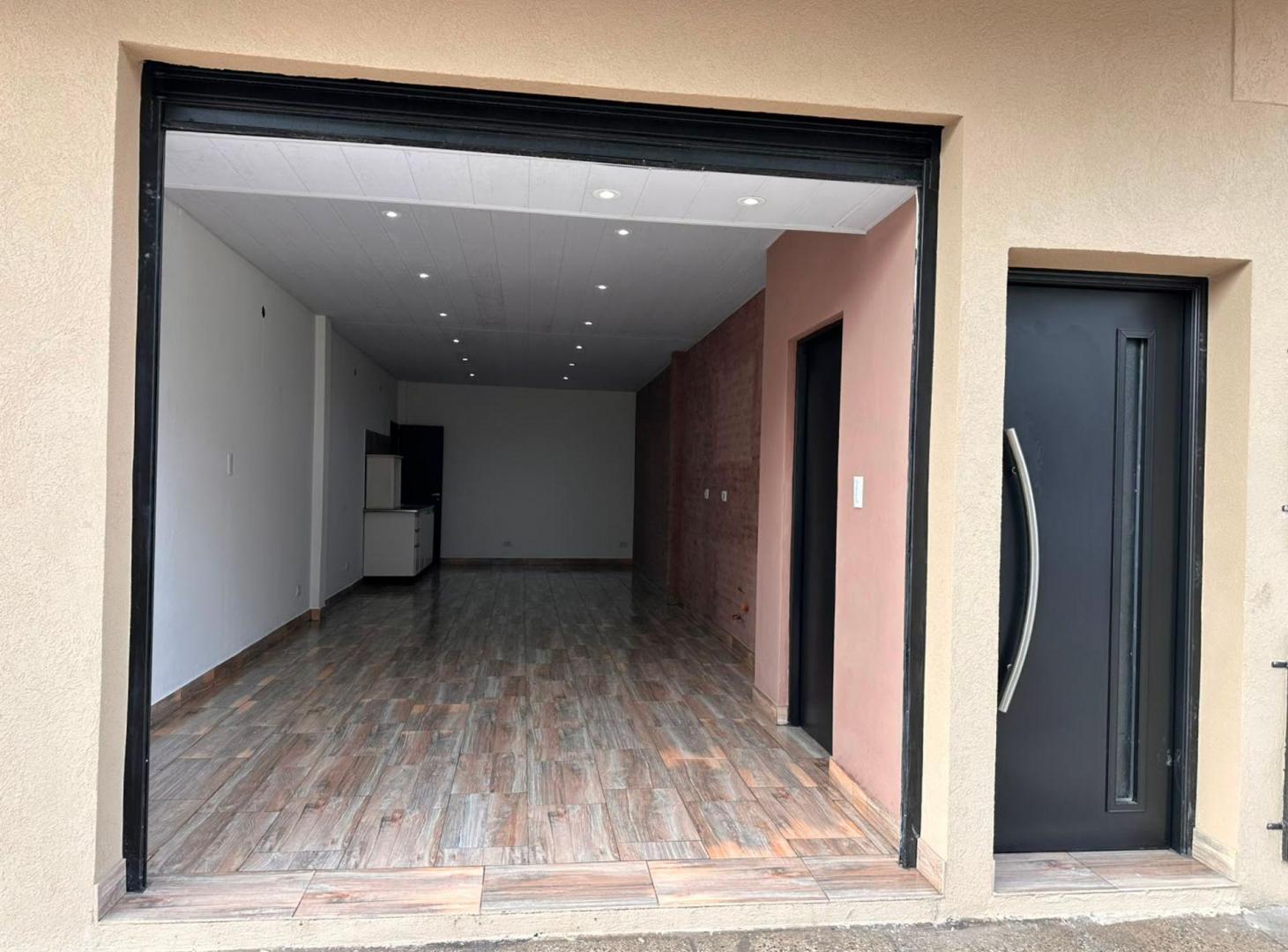 Foto de ALQUILER LOCAL COMERCIAL PABLO PODESTA 110 MTS 2, imagen 4