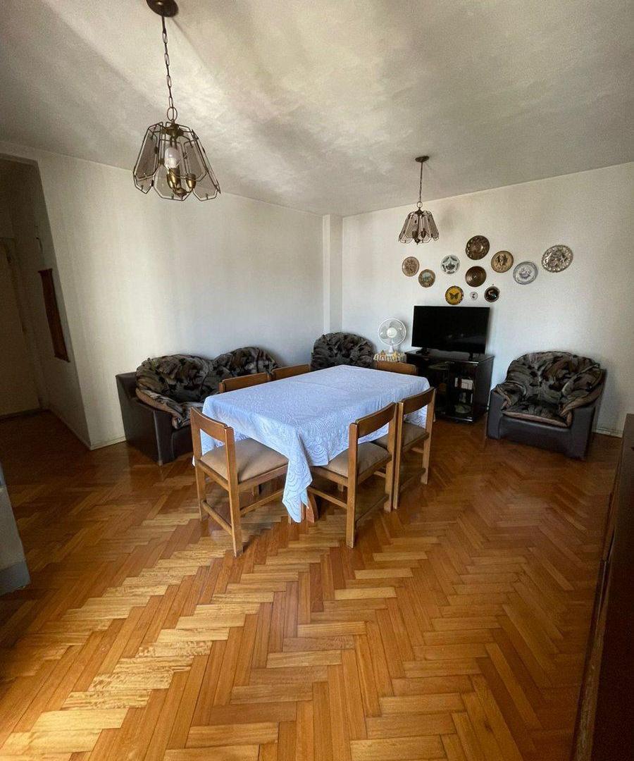 Foto de VENTA 3 AMB C/ BALCON Y COCHERA, MONTE CASTRO!, imagen 1
