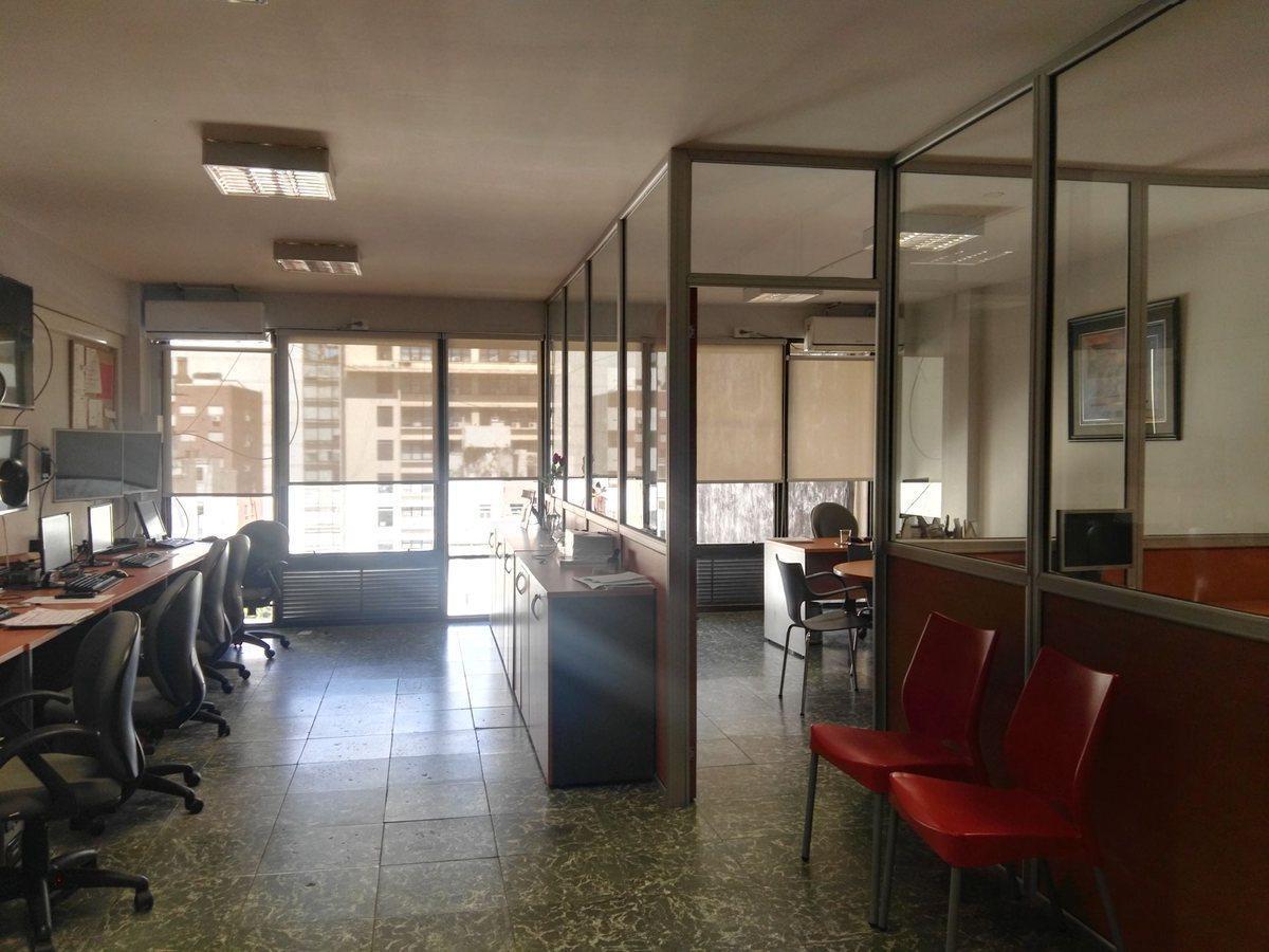 Foto de OFICINA + COCHERA VENTA MICROCENTRO, imagen 2