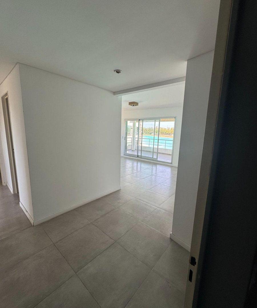 Foto de ALQUILER DEPARTAMENTO 4 AMBIENTES EN LAGOON PILAR, imagen 4