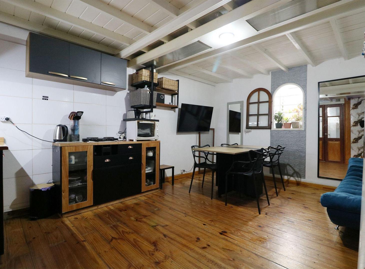 Foto de VENTA DE MONOAMBIENTE CON ENTREPISO EN ABASTO, imagen 4