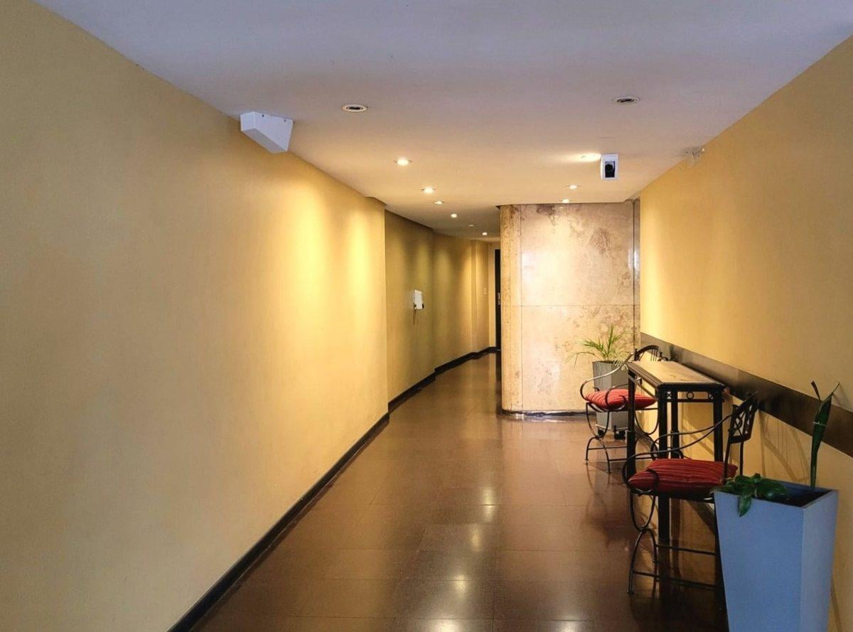 Foto de VENTA DOS AMBIENTES C/LAVADERO EN CABALLITO, imagen 1