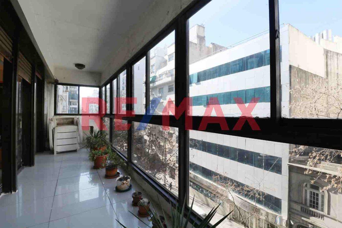 Foto de Venta depto Palermo, 4 amb c / dep/cochera. y bau., imagen 2