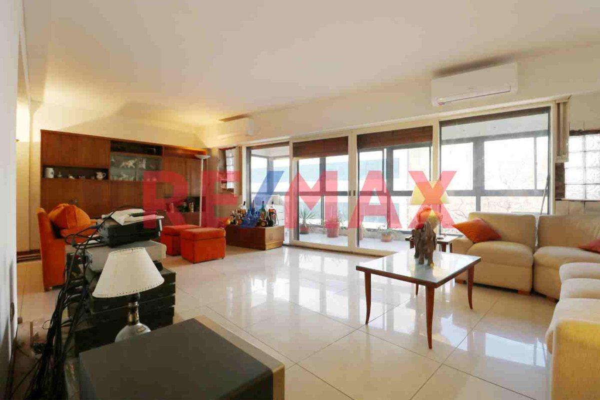Foto de Venta depto Palermo, 4 amb c / dep/cochera. y bau., imagen 3