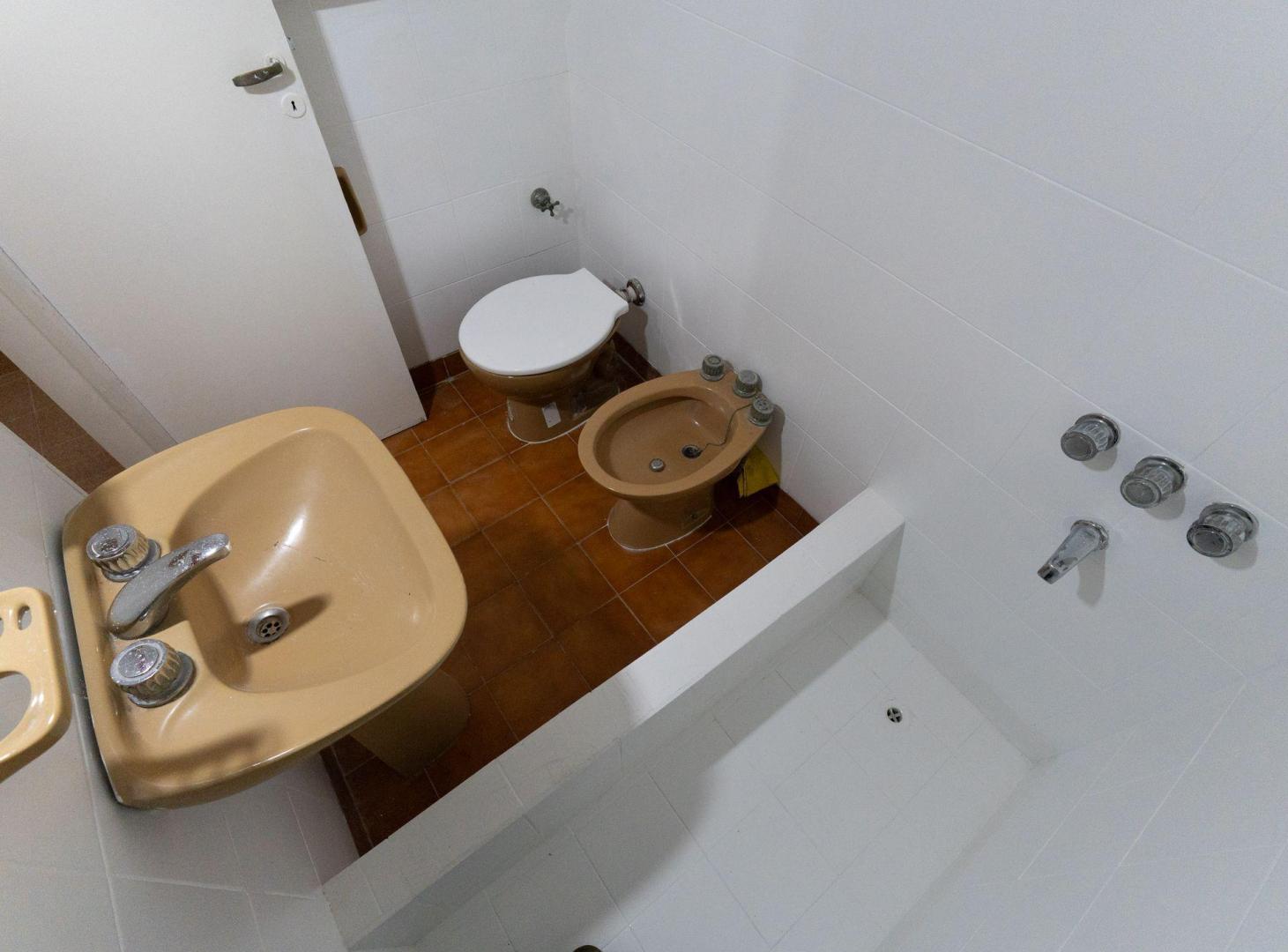 Foto de VENTA DEPARTAMENTO 2 AMBIENTES ALMAGRO, imagen 2