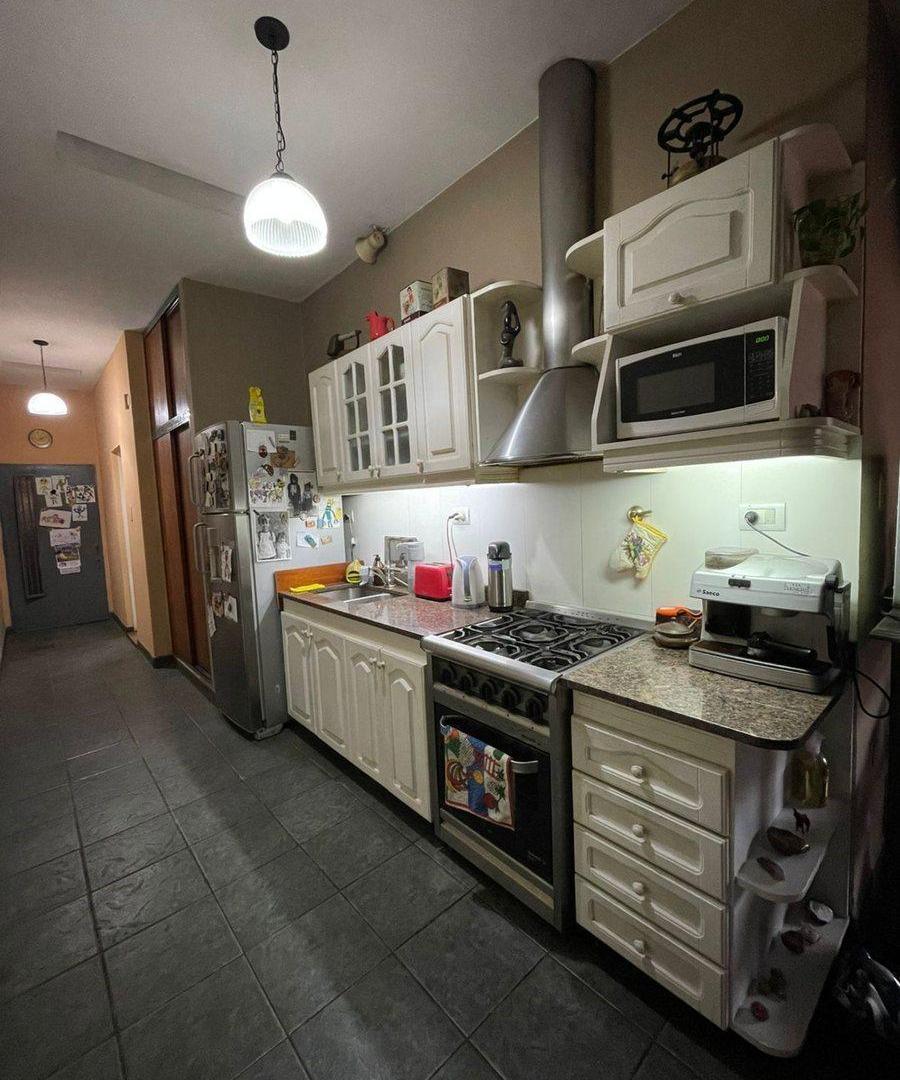 Foto de VENTA CASA LUGANO 4 AMB LOTE PROPIO 8,66 X 37 MTS, imagen 5