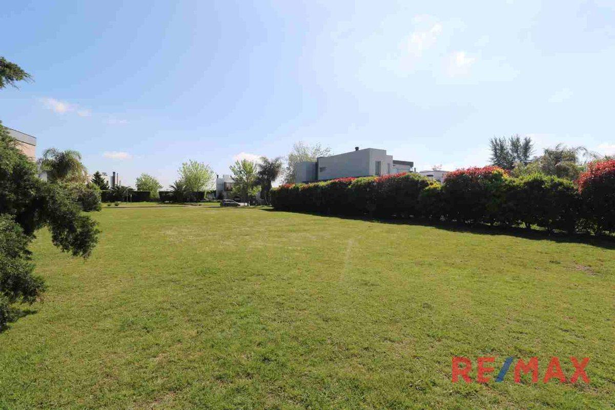 Foto de Venta Lote Terralagos, barrio House fondo a lago., imagen 3