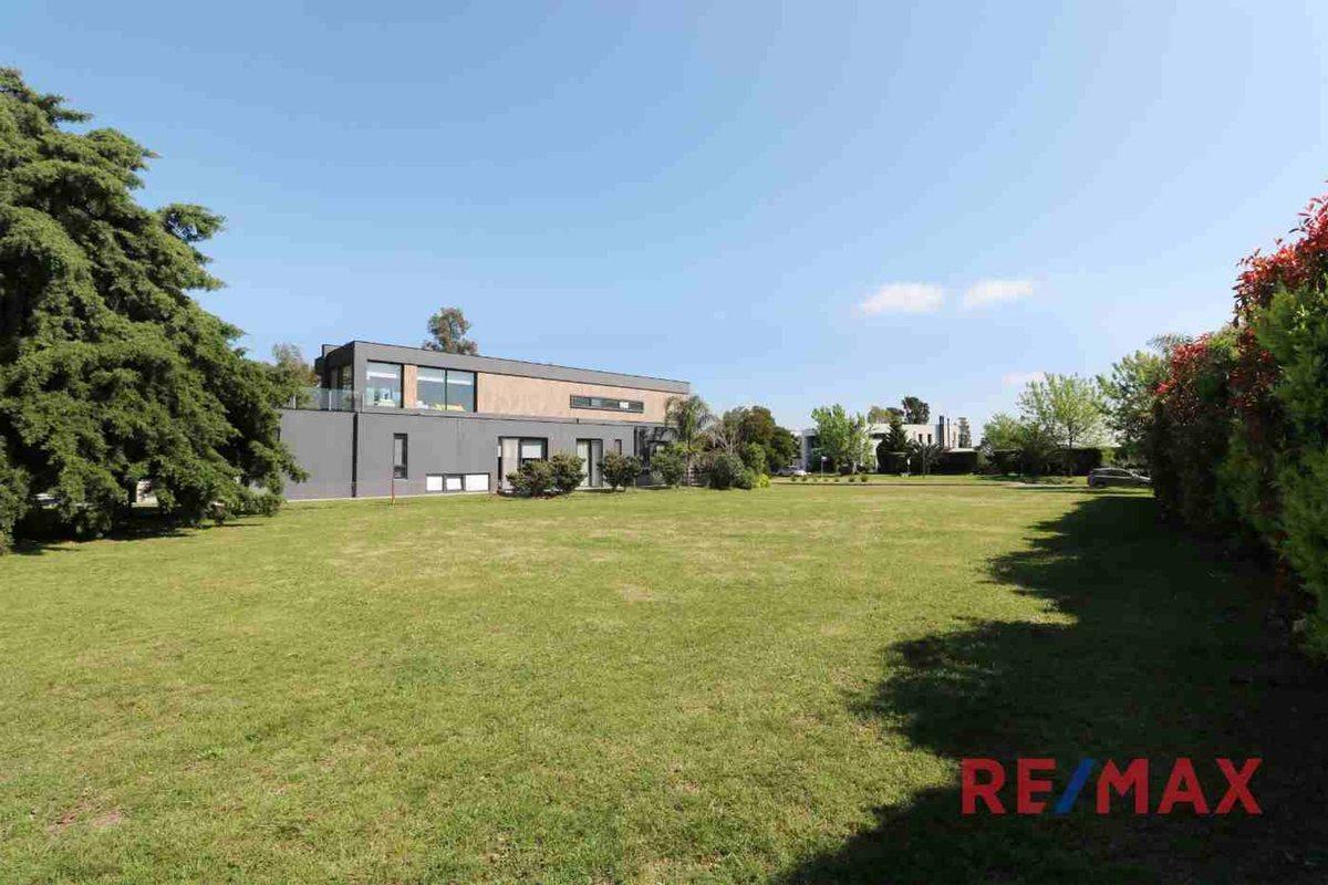 Foto de Venta Lote Terralagos, barrio House fondo a lago., imagen 1