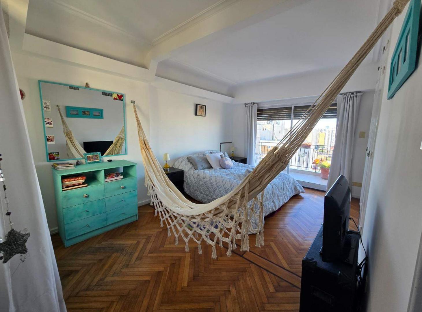Foto de VENTA DEPARTAMENTO TRIPLEX EN BALVANERA, imagen 4