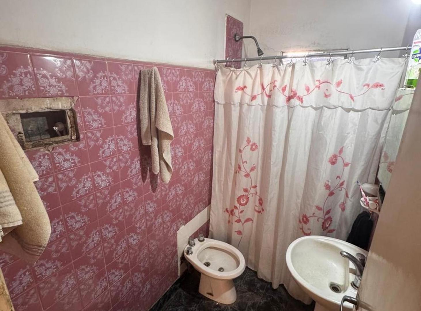 Foto de Venta casa 4 ambientes en Domínico con jardín, imagen 2
