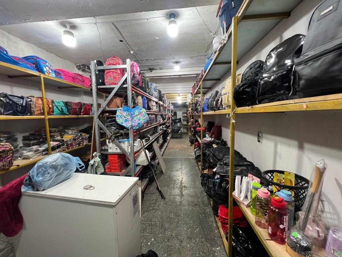 Foto de LOCAL EN VENTA EN BALVANERA - 200 METROS, imagen 1
