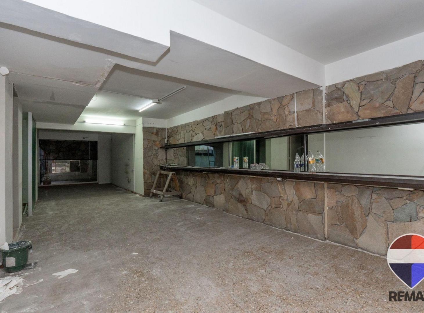 Foto de VENTA LOCAL EN FLORES, imagen 4