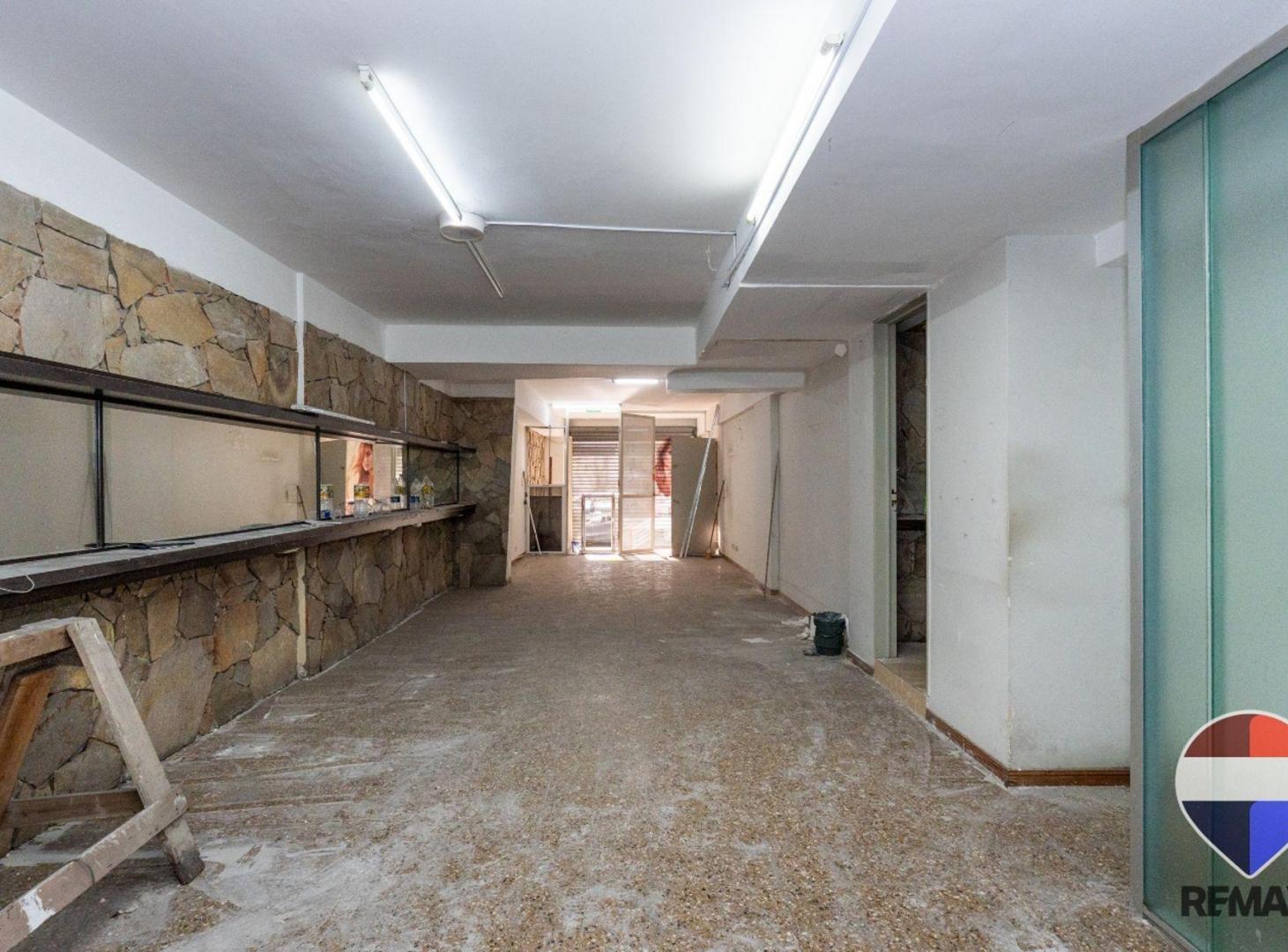 Foto de VENTA LOCAL EN FLORES, imagen 1
