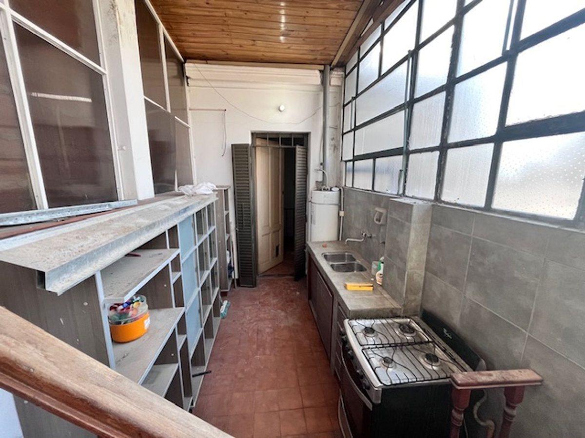Foto de OPORTUNIDAD PH 8 AMBIENTES VENTA CONSTITUCION, imagen 1