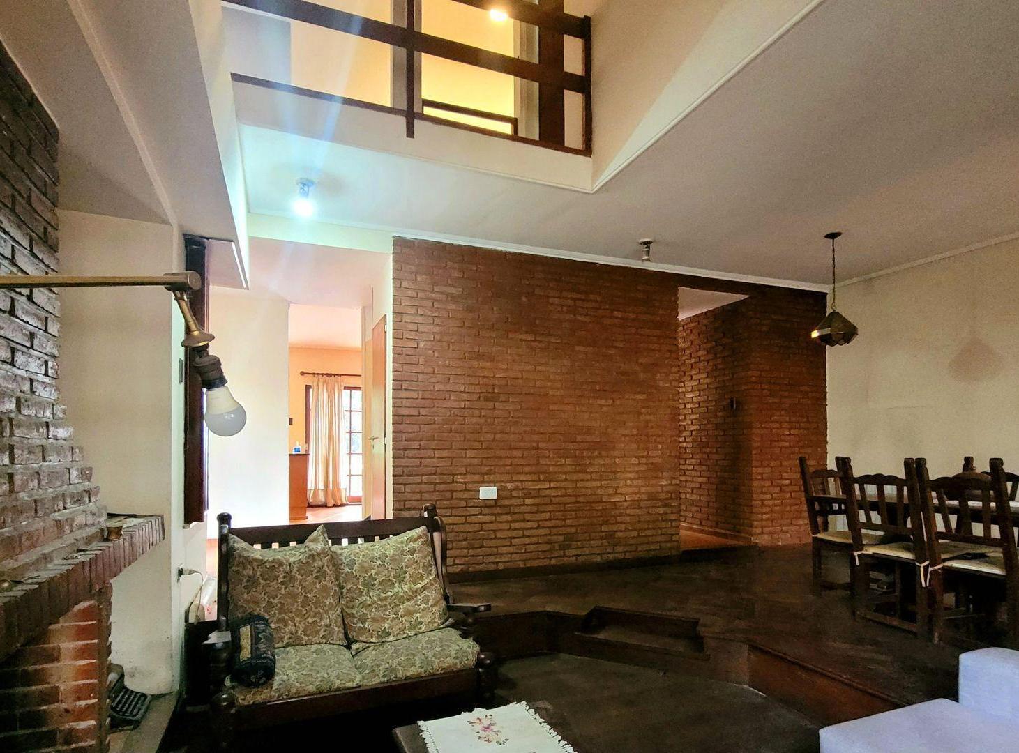 Foto de VENTA CASA TEMPERLEY 4 DORMITORIOS APTO CREDITO, imagen 1