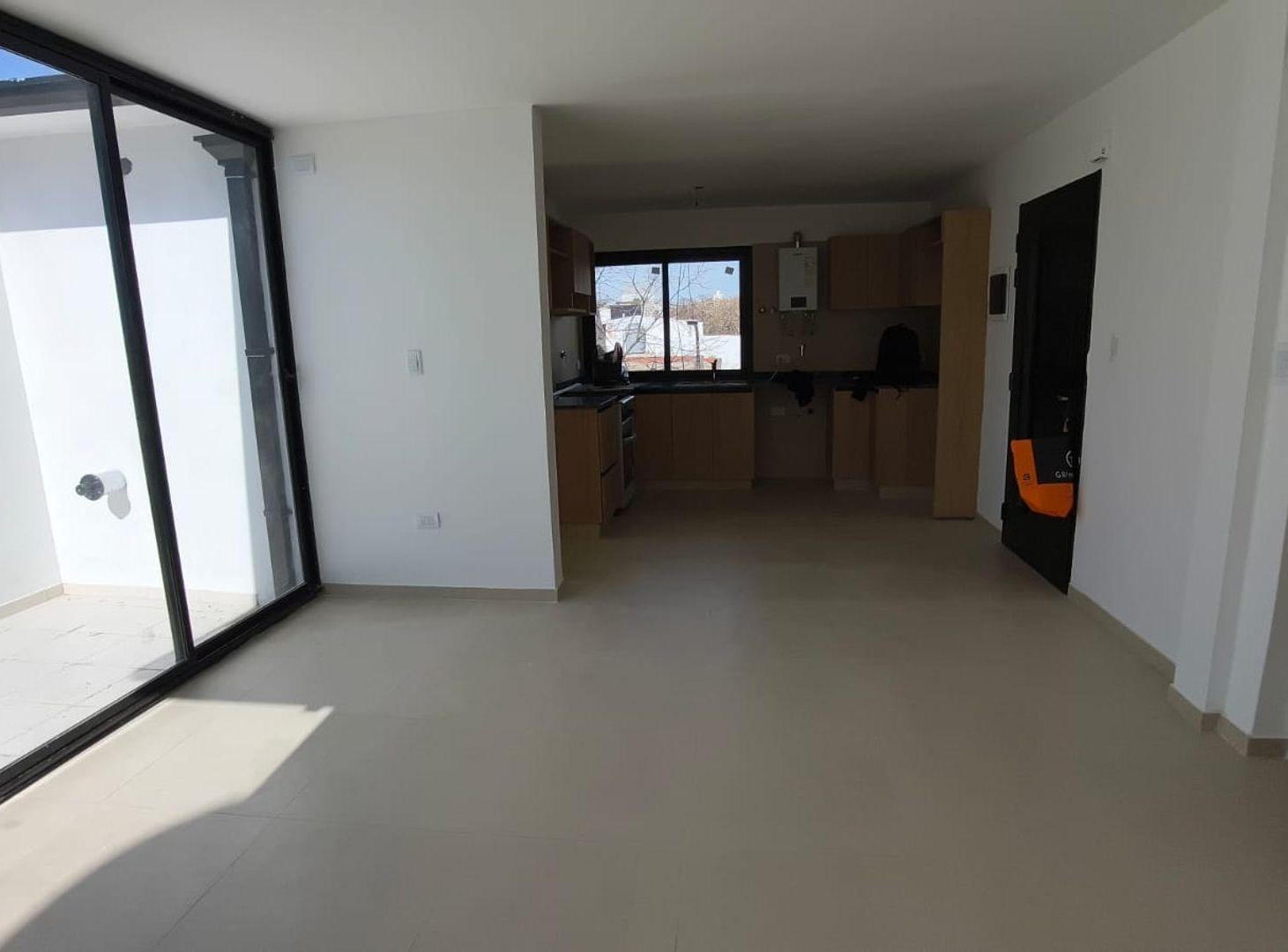 Foto de VENTA PH 3 AMBIENTES TERRAZA COCHERA VILLA URQUIZA, imagen 2