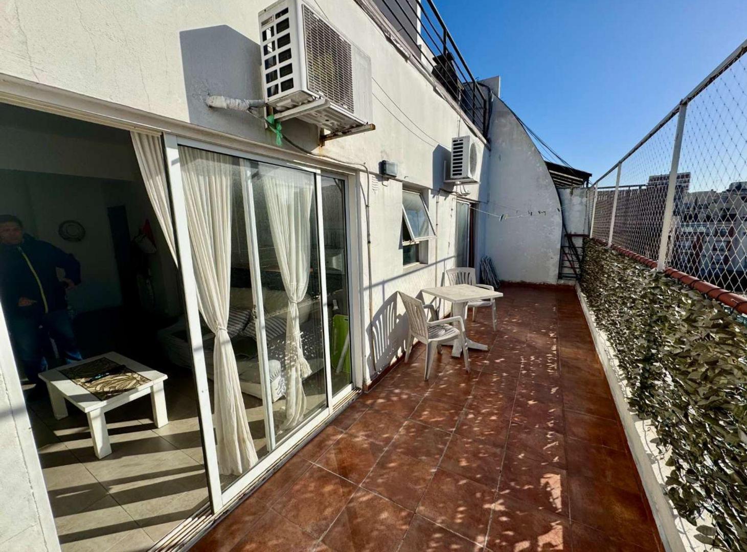 Foto de Alquiler Almagro 2 Amb. Bcon Terraza. Cochera, imagen 2
