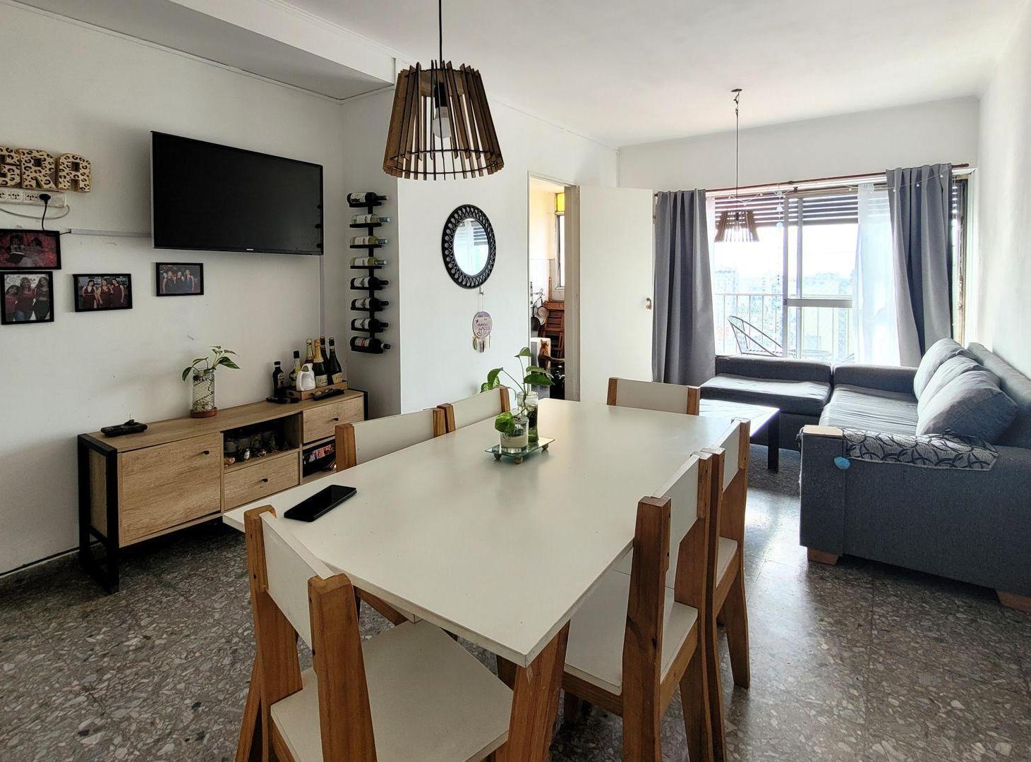 Foto de VENTA 4 AMBIENTES C/BALCÓN PISO 14 QUILMES CENTRO, imagen 1