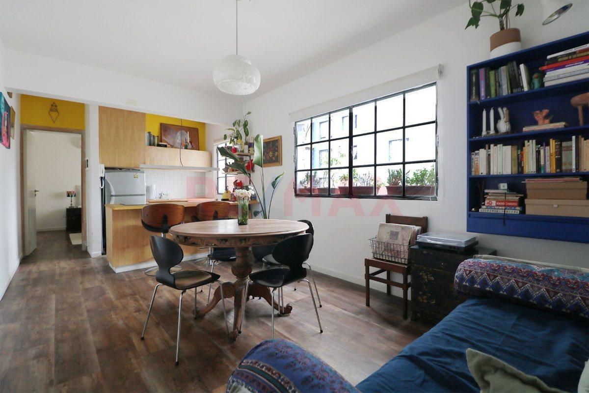 Foto de Venta depto 2 amb. Chacarita, todo luz, Reciclado, imagen 1