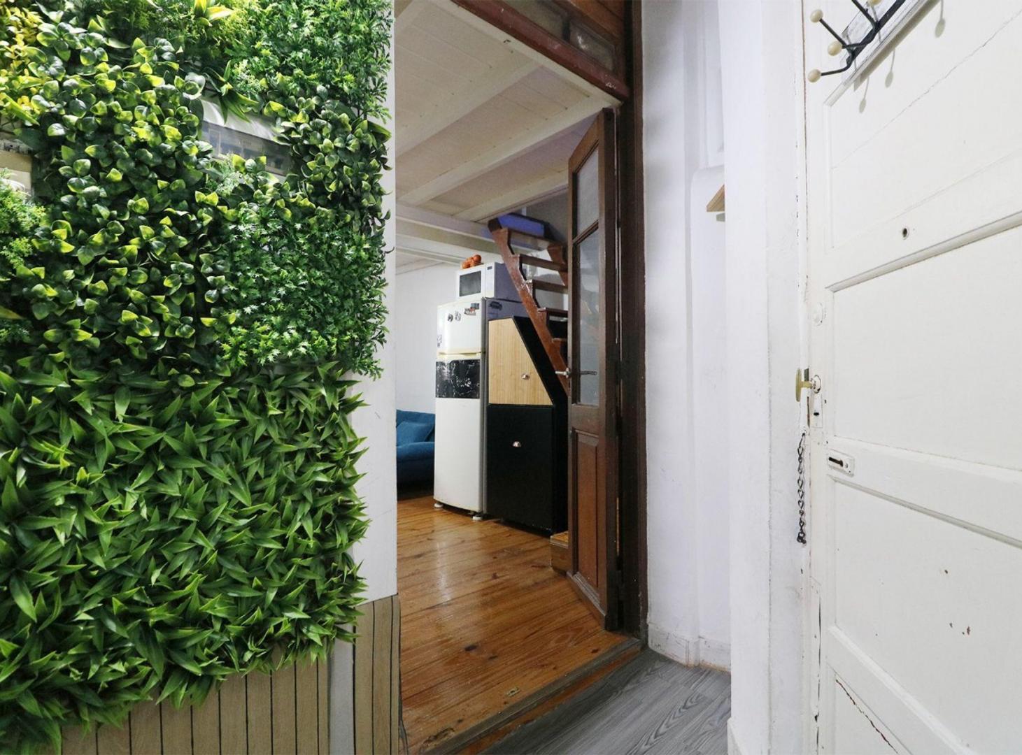 Foto de VENTA DE MONOAMBIENTE CON ENTREPISO EN ABASTO, imagen 5