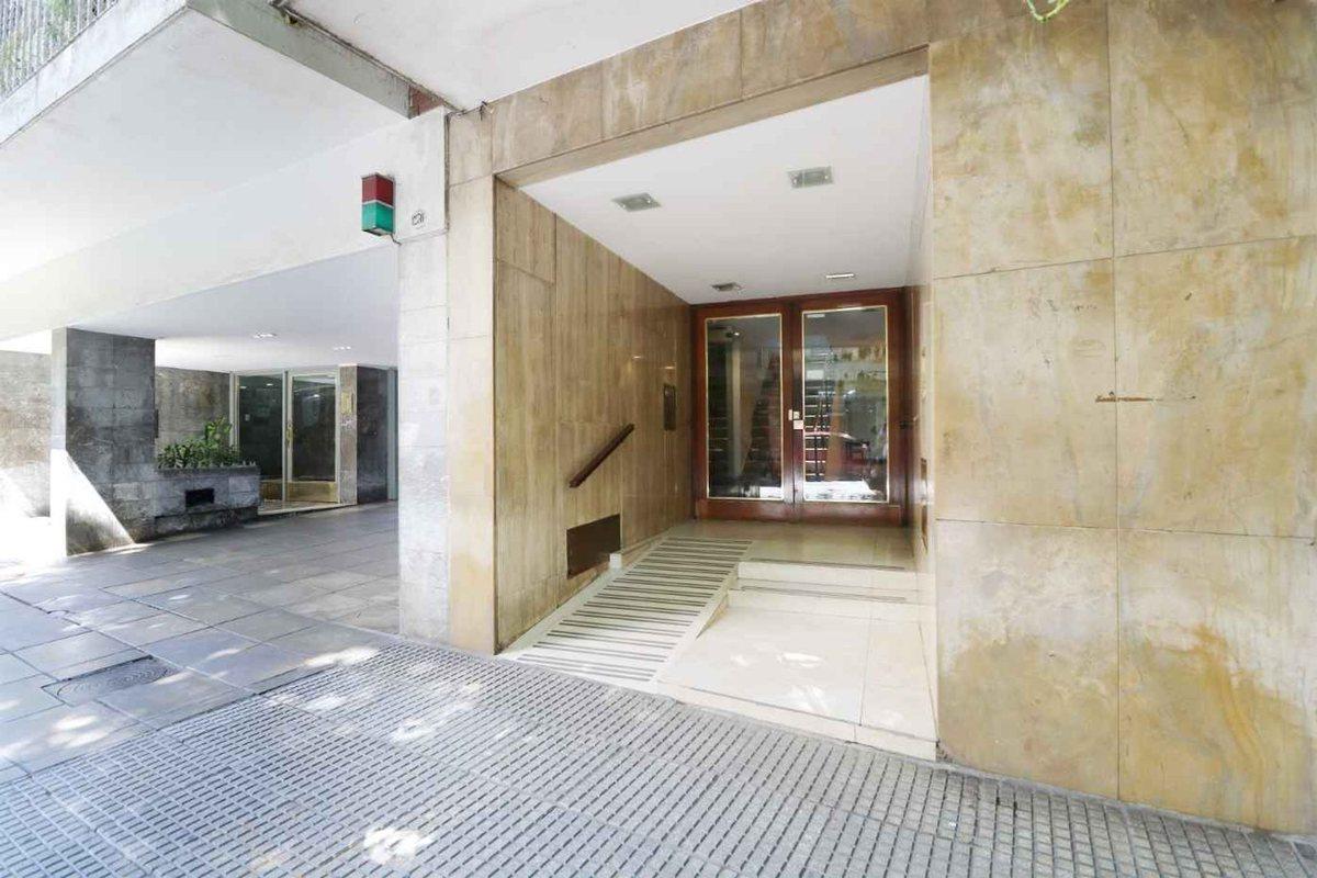 Foto de VENTA DPTO 3 AMBIENTES IDEAL ESTUDIANTE, LUMINOSO!, imagen 2