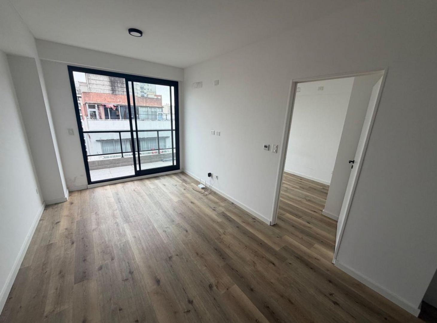 Foto de DEPARTAMENTO 2 AMBIENTES EN CHACARITA, imagen 1