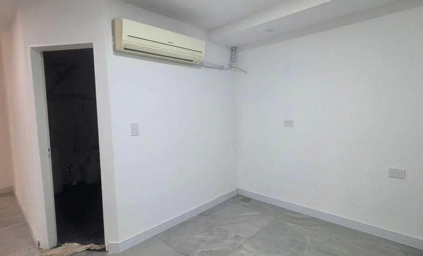 Foto de Local Comercial en Alquiler en Balvanera, imagen 3