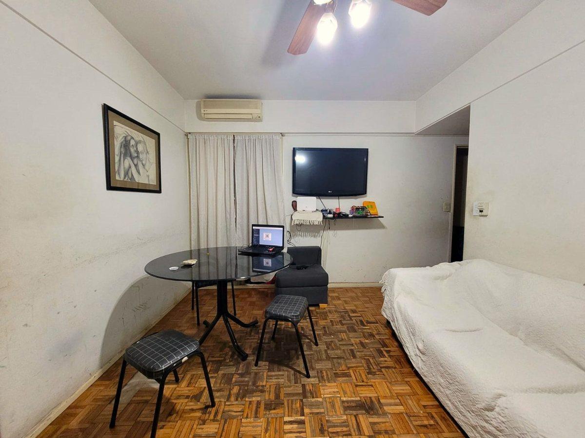Foto de VENTA DOS AMBIENTES C/LAVADERO EN CABALLITO, imagen 3