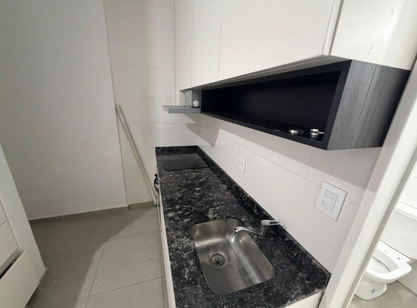 Foto de Departamento en alquiler con patio en Lugano, imagen 4