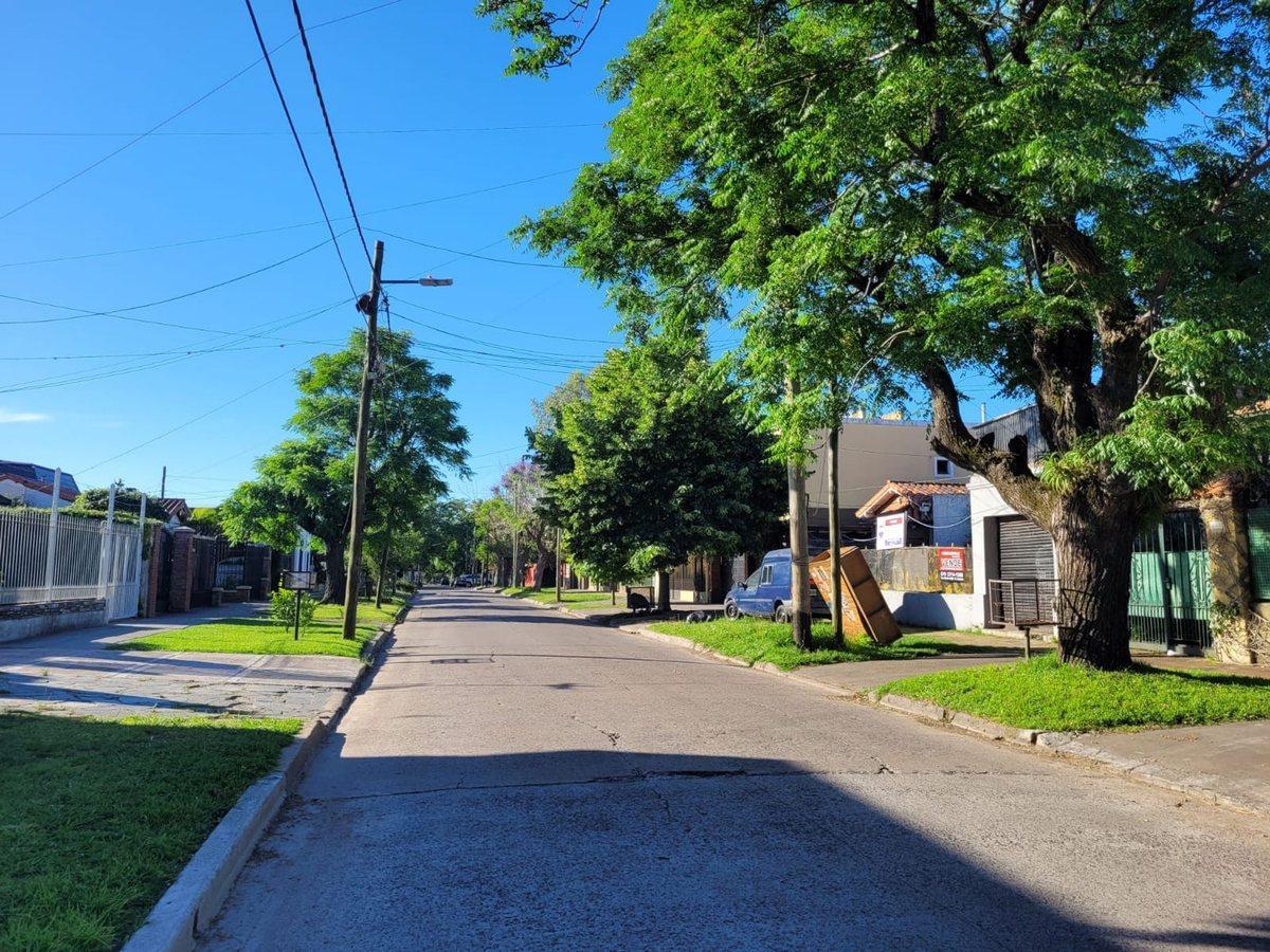 Foto de CASA/TERRENO A LA VENTA EN JOSE MÁRMOL, imagen 2