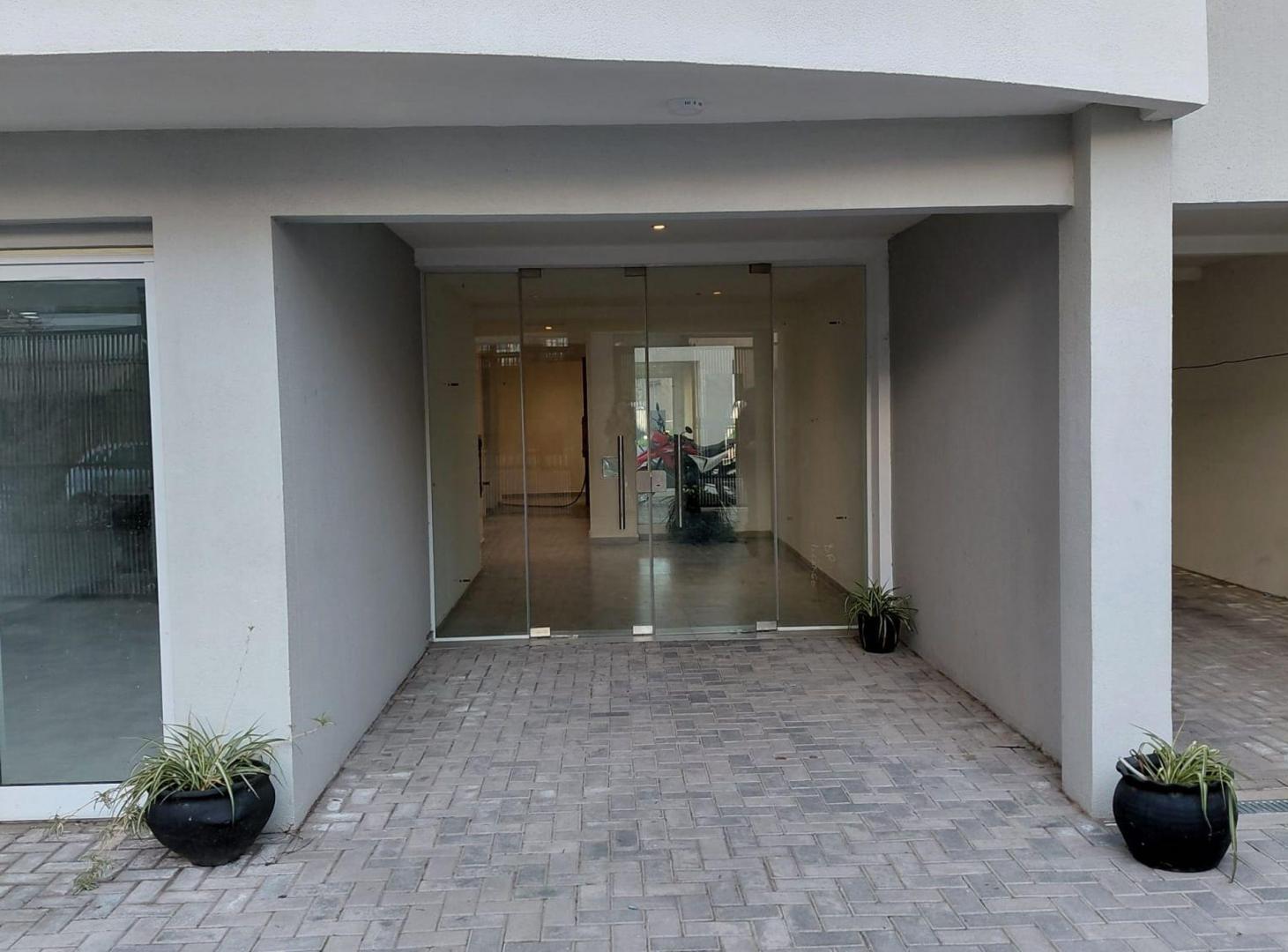 Foto de MONOAMBIENTE A ESTRENAR CON JARDÍN Y BAULERA, imagen 1