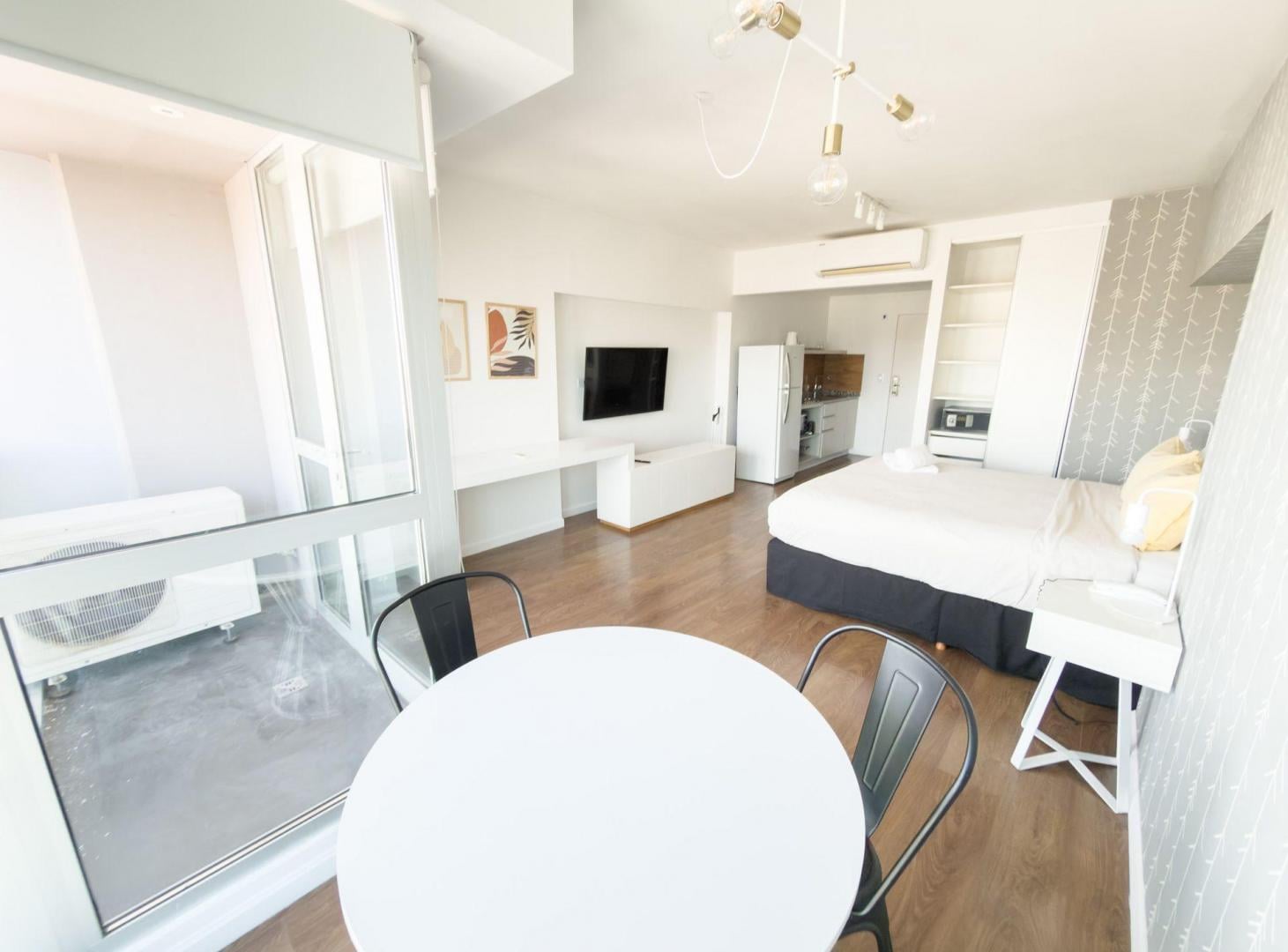 Foto de ALQUILER MONOAMBIENTE TORRE BELLINI ESMERALDA, imagen 2