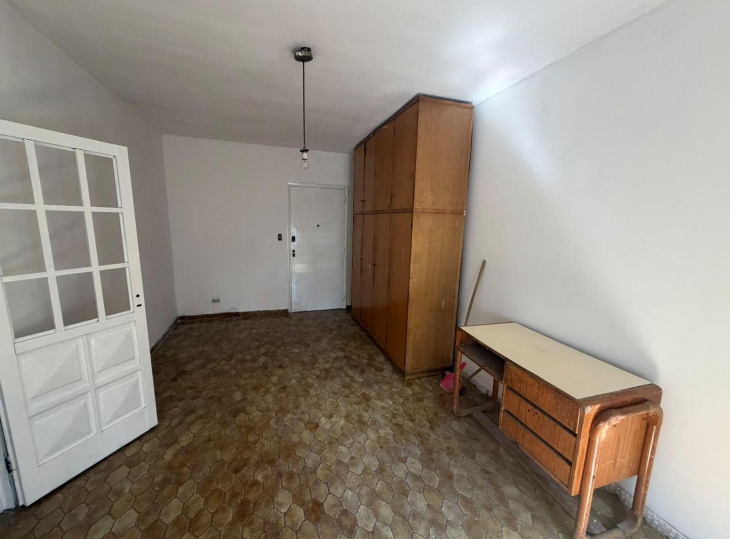 Foto de Departamento en Venta 4 ambientes en Balvanera, imagen 2