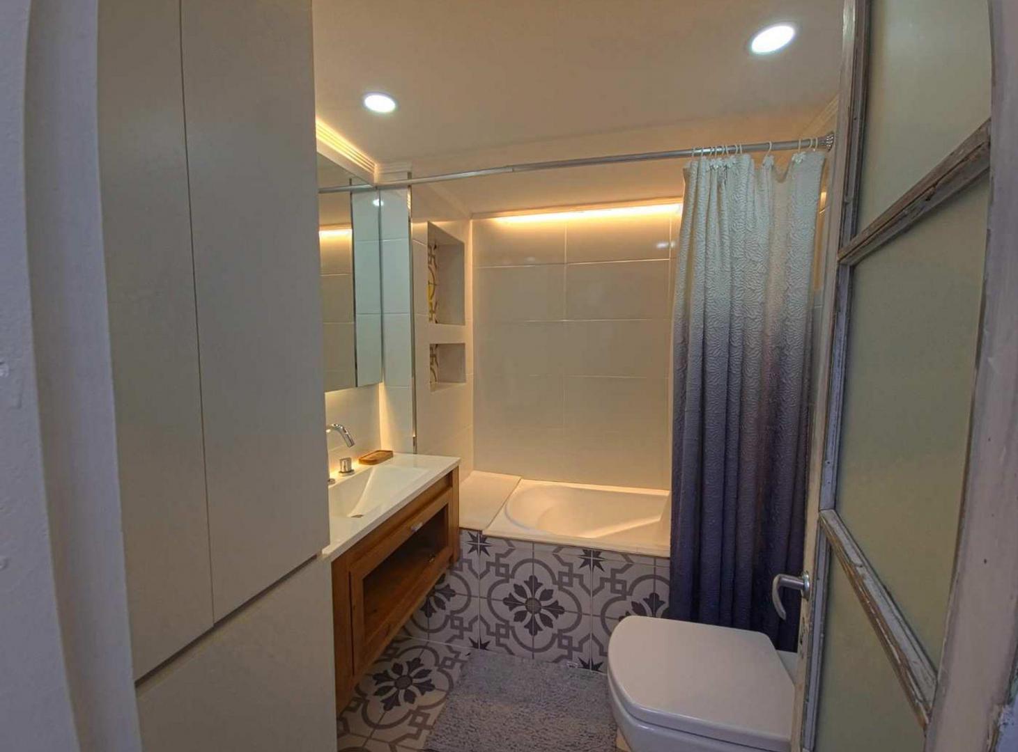 Foto de VENTA PH BALVANERA 4 AMBIENTES REFACCIONADO, imagen 4