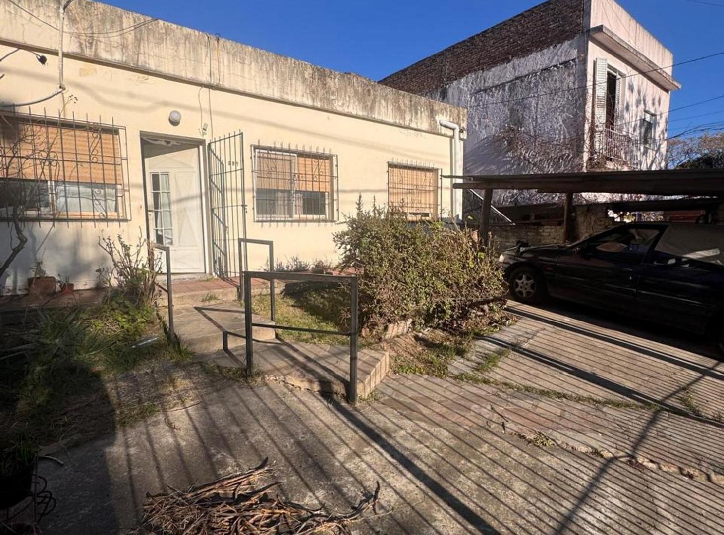 Foto de Venta casa 4 ambientes en Domínico con jardín, imagen 2