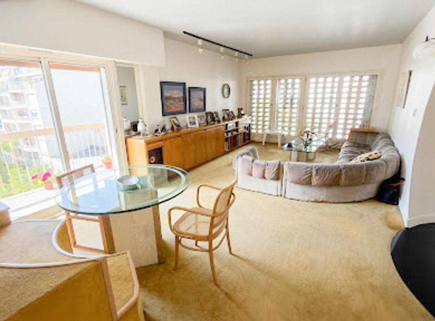 Foto de Venta Departamento 5 Ambientes en Flores, imagen 2