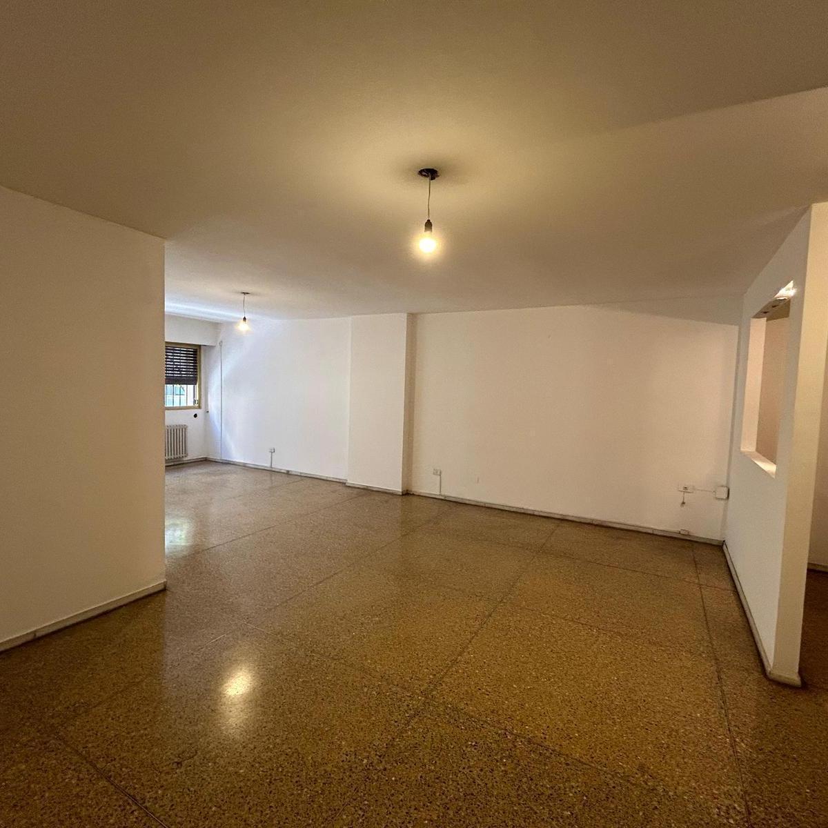 Departamento en Venta Estrada 100 3 Dorm. 2 Baños 2
