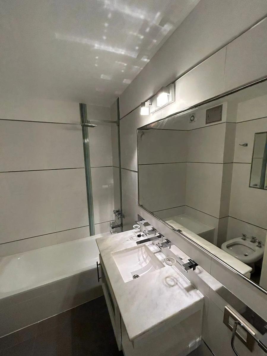 Departamento en Venta Cerro de Las Rosas 3 Dorm. 2 Baños 2 Cocheras con Pileta y Parilla 4